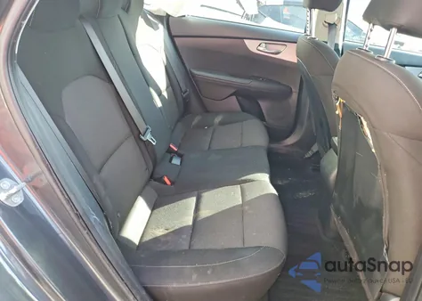 2024 Kia Forte Lx z USA, uszkodzony, nr VIN 3KPF24AD6RE724390